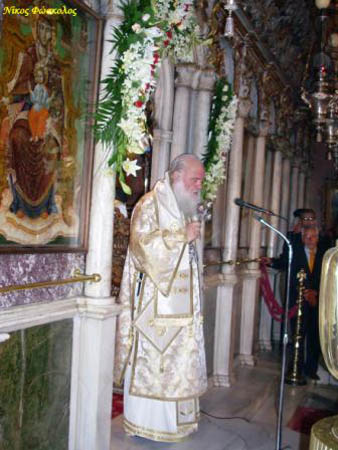 panagia tinos Ieronimos 2.15.8.08  020